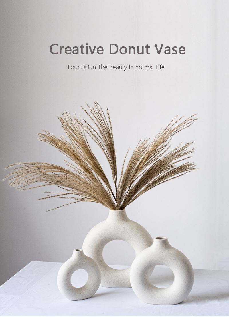 White Circular Nordic Vase