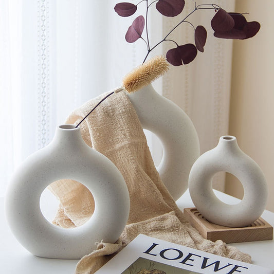 White Circular Nordic Vase